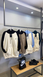 Buzo Vintage Nike Cierre en Cuello