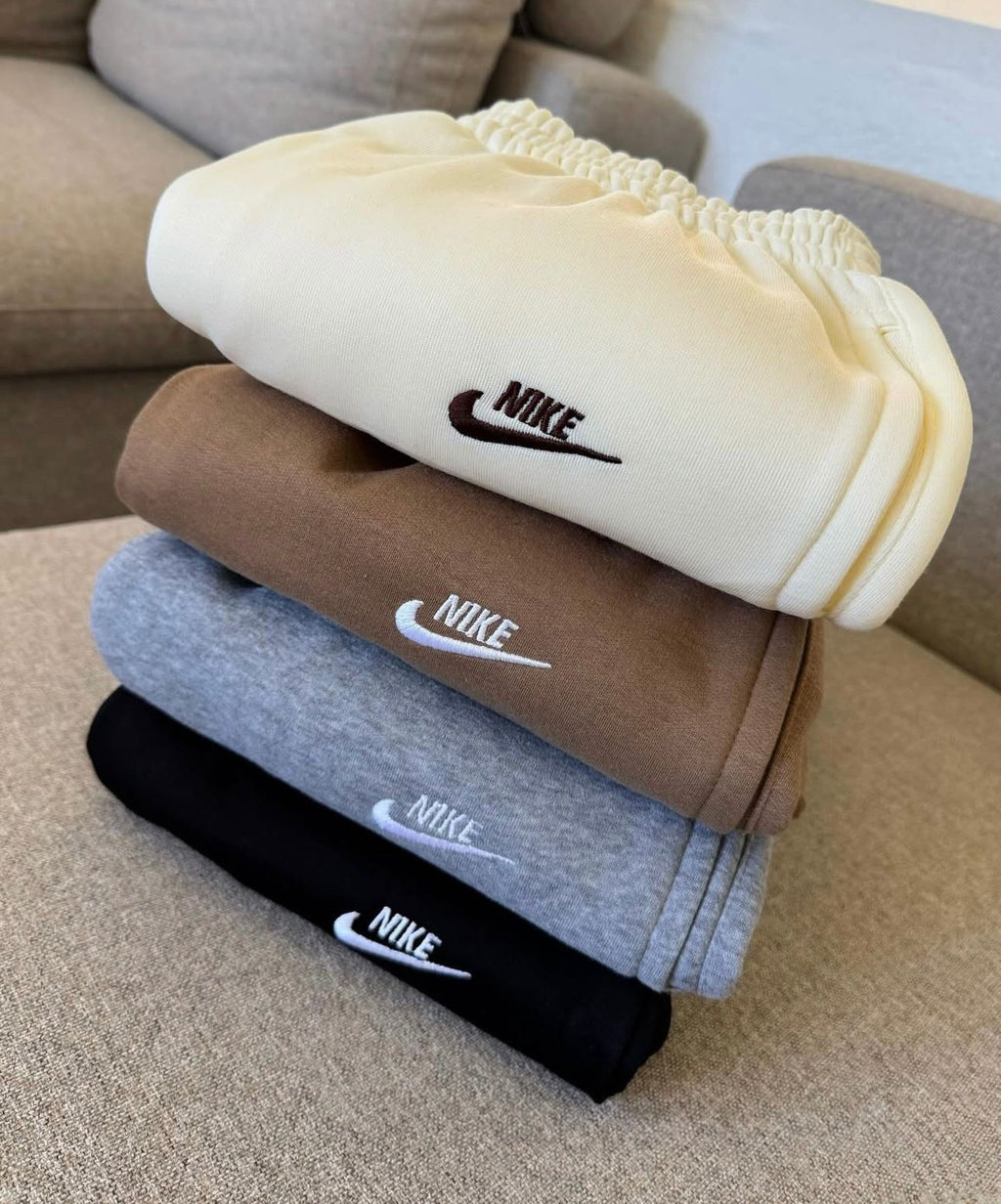 Pantalón Nike Basta Ancha