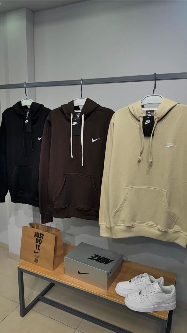 Buzo Vintage Nike Logo Bordado