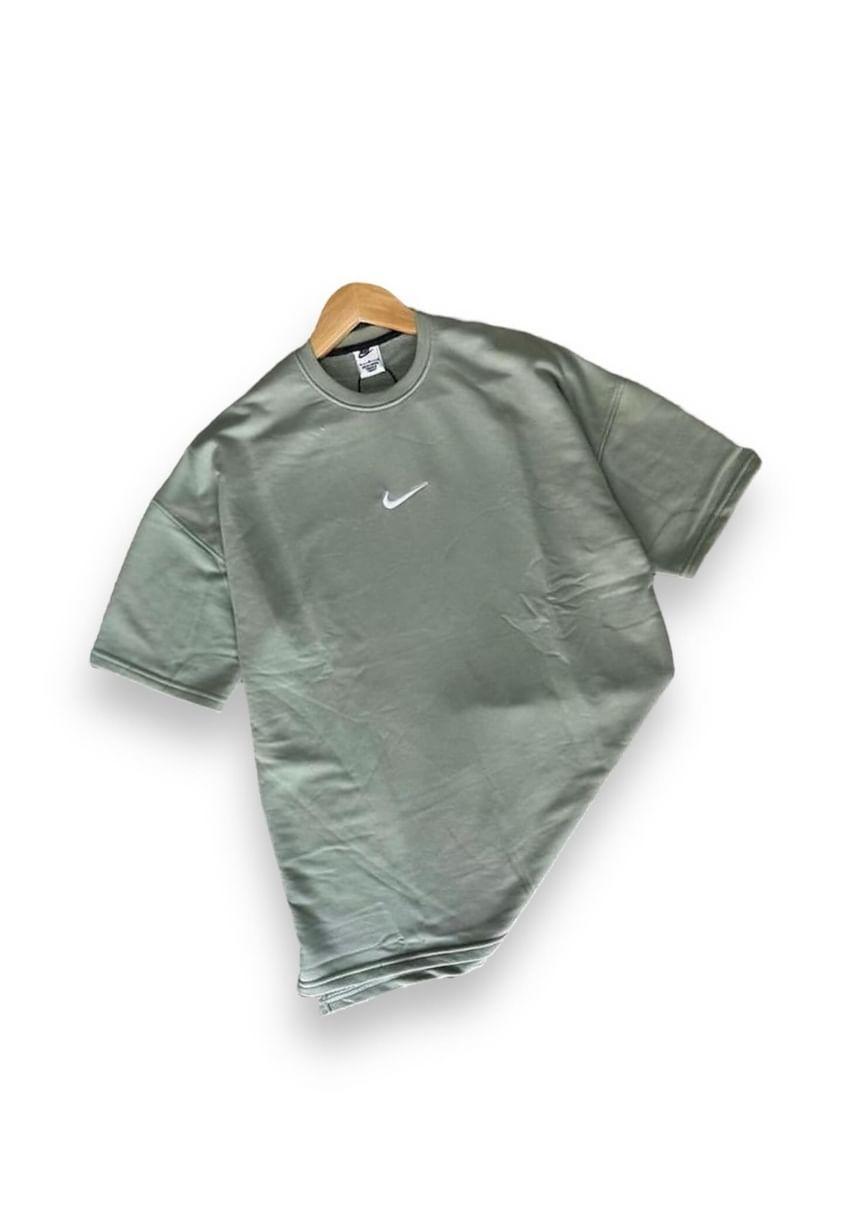 Camiseta Nike Oversize Estampada