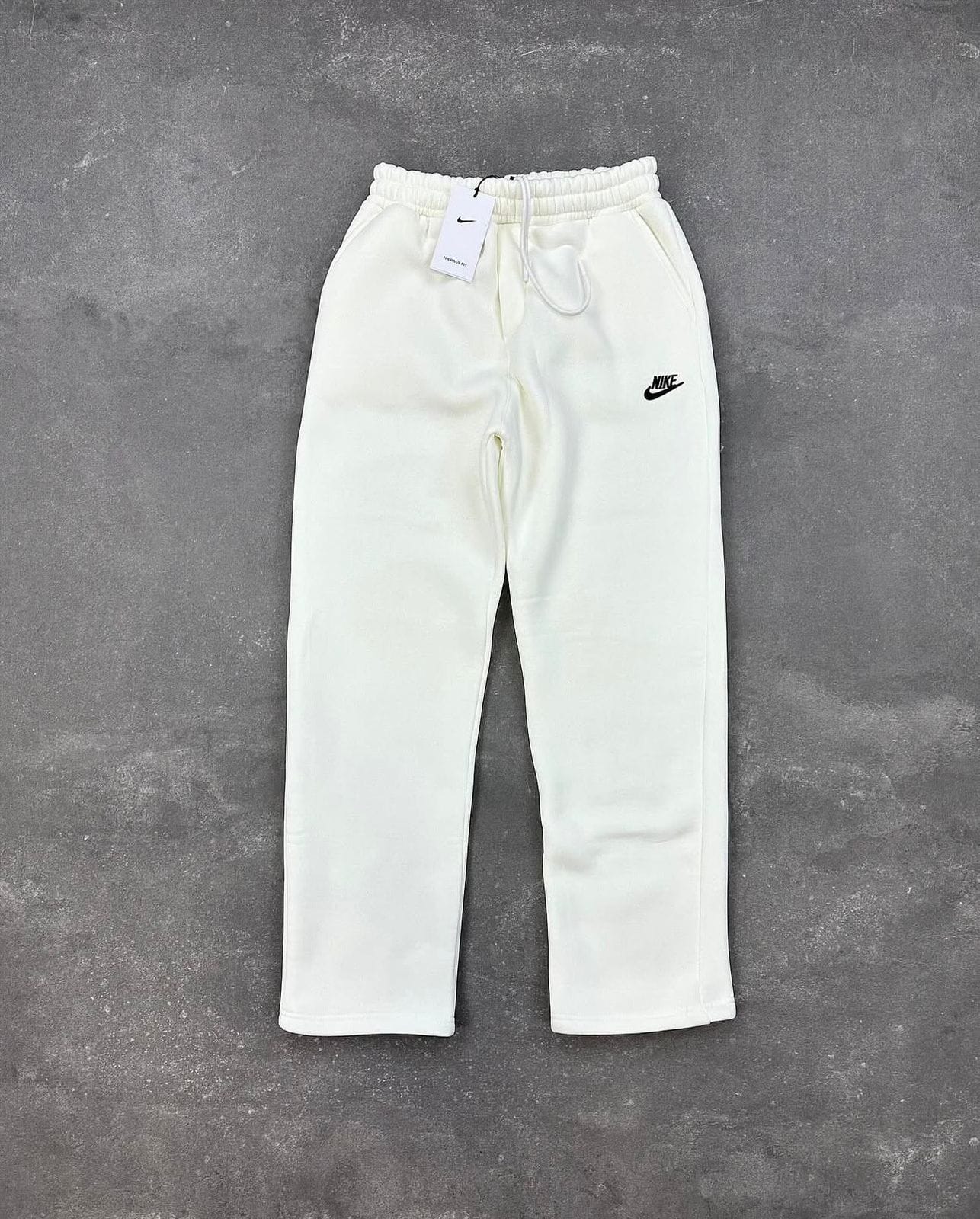 Pantalón Nike Basta Ancha