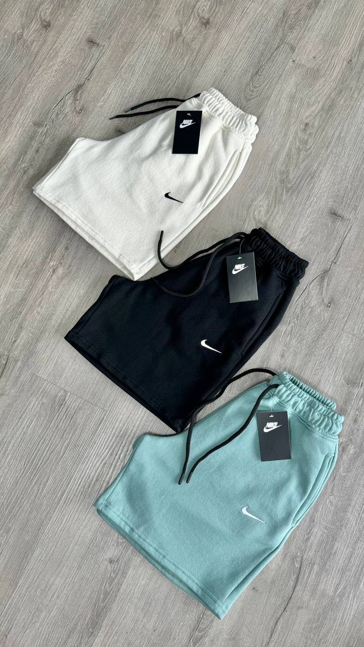 Pantaloneta Nike Oversize